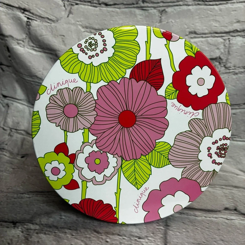 Clinique Mod Flower Power Promotional Tin Cannister Pink Green White 6” Diameter